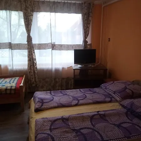 Katica Vendeghaz بيت ضيافة