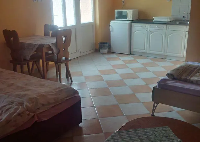 Katica Vendeghaz 2* Aggtelek