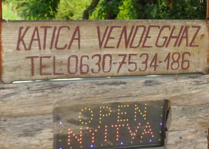 Katica Vendeghaz 2*